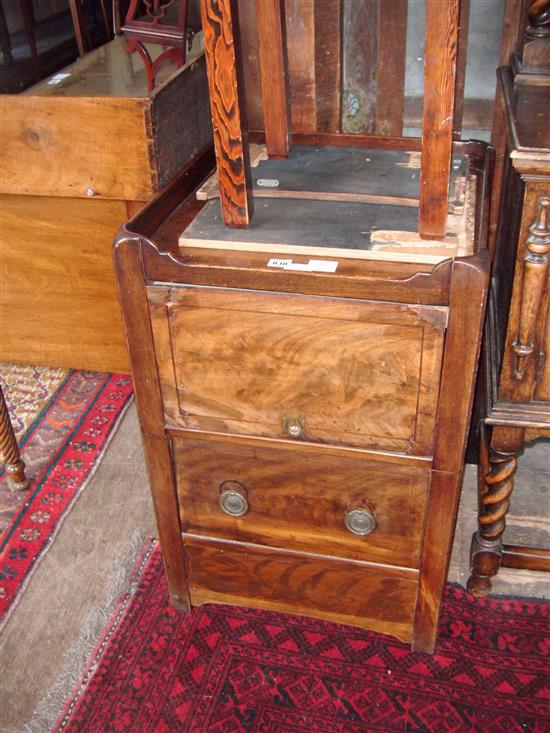 George III mahogany night commode (converted)(-)